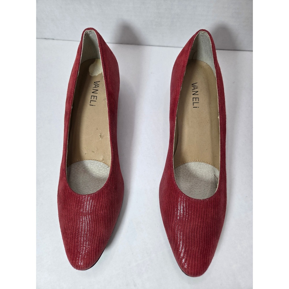 Vaneli Red Lizard Embossed Leather Low Block Heel Pumps 8.5 N Narrow Pointed Toe